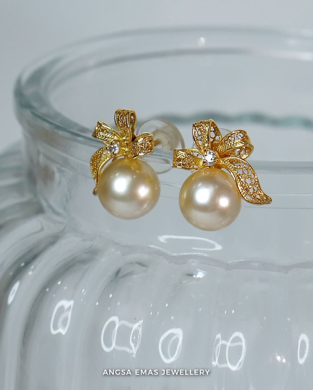 Gold Ribbon Earrings